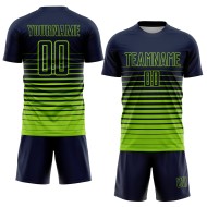 Maillot de football personnalisé à rayures vert fluo bleu marine, imprimé par sublimation Maillot de football personnalisé à rayures vert fluo bleu marine, imprimé par sublimation