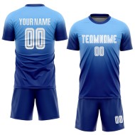Maillot de football personnalisé bleu clair, blanc et bleu royal, effet dégradé par sublimation Maillot de football personnalisé bleu clair, blanc et bleu royal, effet dégradé par sublimation