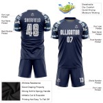 Maillot de football personnalisé à sublimation, bleu marine, blanc et camouflage Maillot de football personnalisé à sublimation, bleu marine, blanc et camouflage